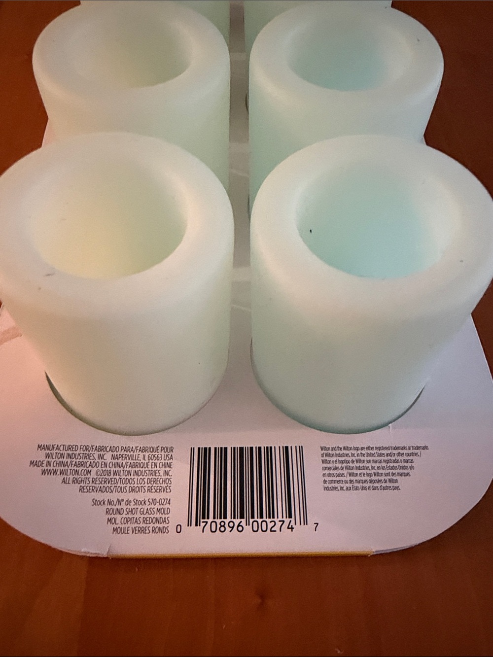 Wilton 8-Cavity Shot Glass Mold - • NEW • Chocolate, Candy, Jello Silicone Mold - Picture 4 of 10